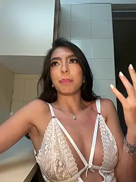 NINA_ROSEE397's Live XXX Chat