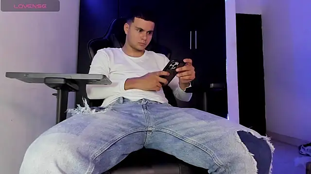 Chat XXX ao vivo de Liam_Mateo