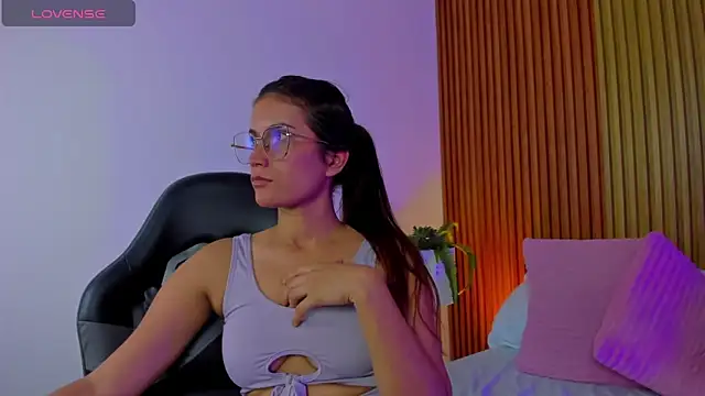 Chat +18 de scarlett_rosse_x ao vivo