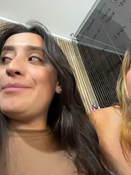 Antonella_Julieta's Live XXX Chat