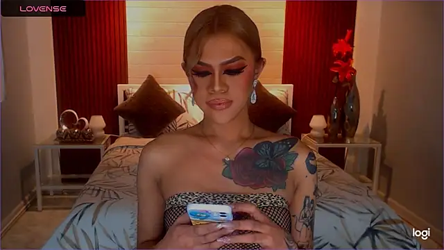 StellaStrong30 élő XXX-chatje