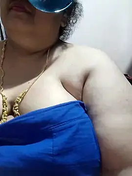 tamilthanushri Live XXX-Chat