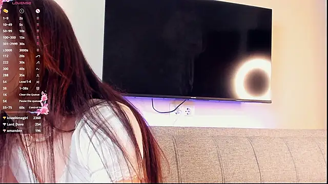 Chat +18 de MirnaTellado ao vivo