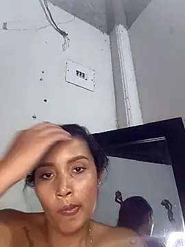 XXX chat uživo modela Genesis_18_