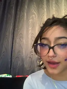 دردشة LilithMonette الجنسية المباشرة