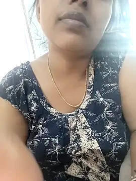 Hot-Tinaa Obrolan Langsung XXX