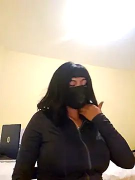 Latin_summer Live XXX Chat