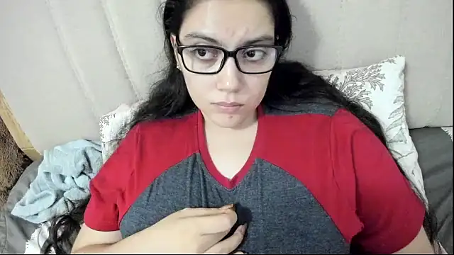 Pertunjukan Kamera Web roniewester