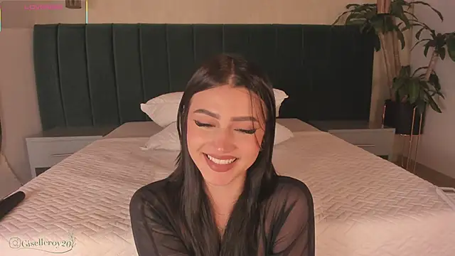Giselle_royy Chat XXX live