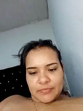 Emily_Rouse23 লাইভ XXX চ্যাট