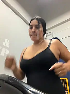 Cami_Leon2 élő XXX-chatje