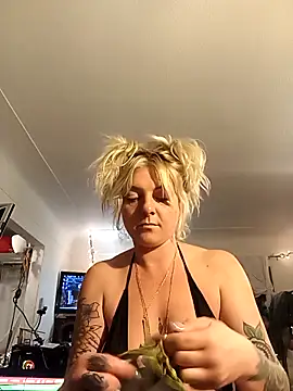 عرض كام ticklemepinkk