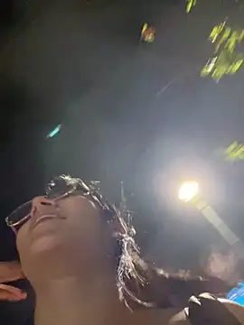 Lia_flowers' Live XXX Chat