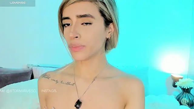 StormiRusso's Live XXX Chat