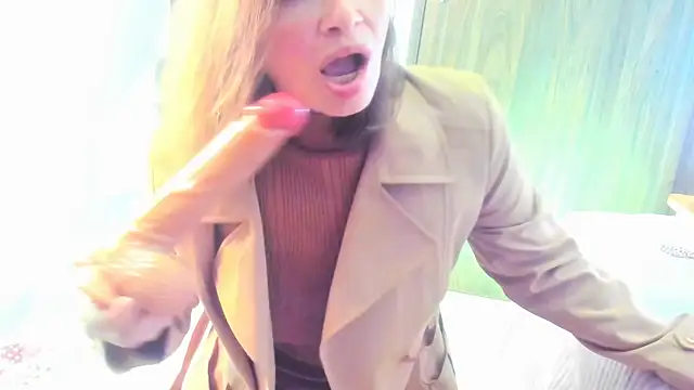 Liloo8923: онлайн-секс-чат