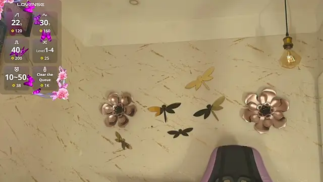 Chat +18 de Natasha-Adams ao vivo