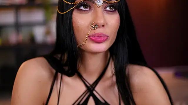 RavennaDArcy Chat XXX in diretta