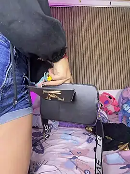 Hayley-Fox: онлайн-секс-чат