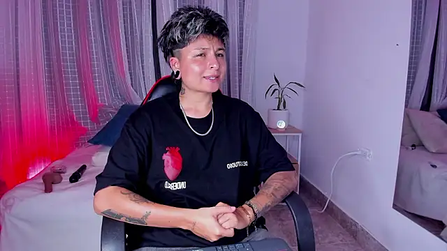 Zury_Ramirez's Live XXX Chat