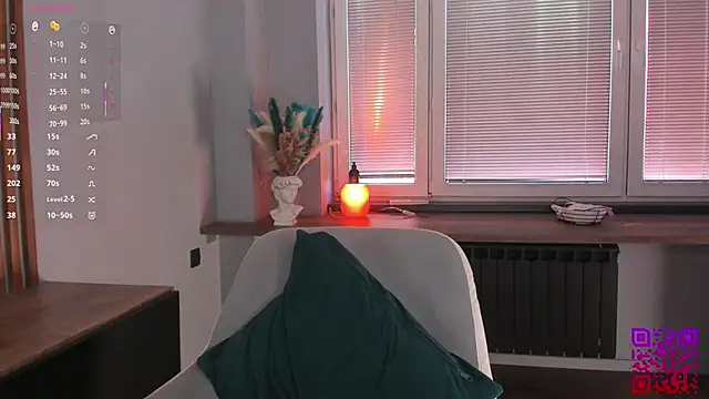 Chat +18 de OssieCrews ao vivo