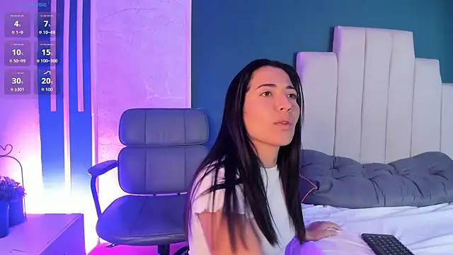 Adrienne__ Live XXX Chat