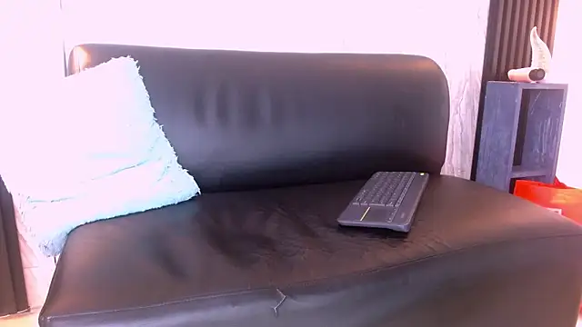 Brianna_Roux 在線直播表演