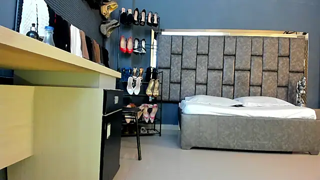 Matureyulyet 现场XXX聊天