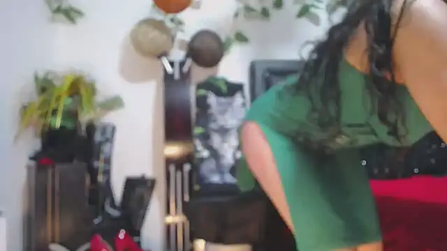 ZaraNoor-777 网络视讯表演