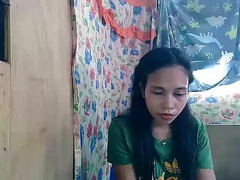 PinaySkinnyGirl's Live XXX Chat