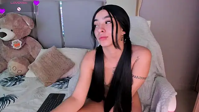 Chat +18 de Zaray_star ao vivo