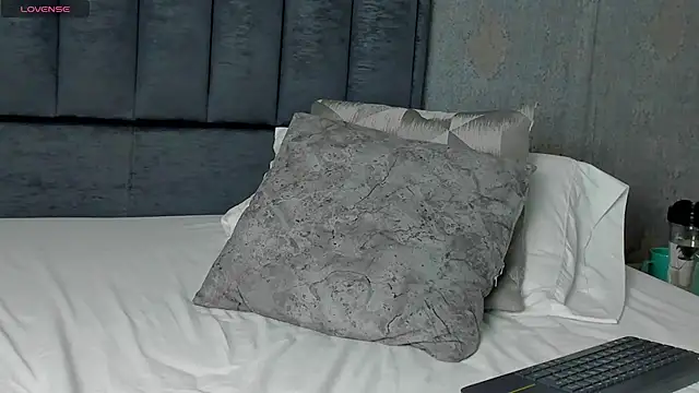 Show de Alejandroo_Montenegro na webcam