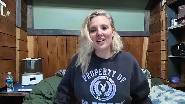 lisaxlovexxx webkamerás műsora