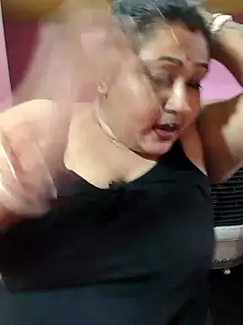 hotbhabhi011's Webcam Show