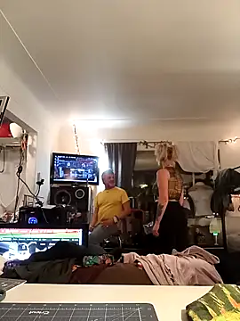 Show Webcam de ticklemepinkk