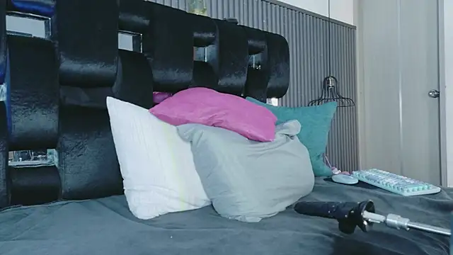 levana1's Live XXX Chat