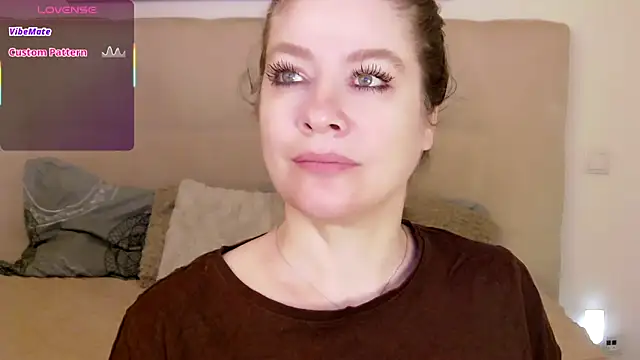 PetersEmily – Naživo XXX chat