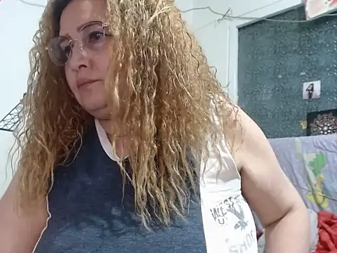 Chat XXX en directo de Perla1981--