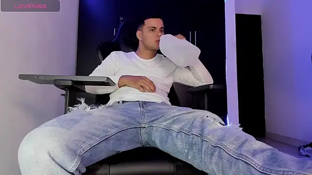 Liam_Mateo Adlı Modelin Web Kamerası Şovu