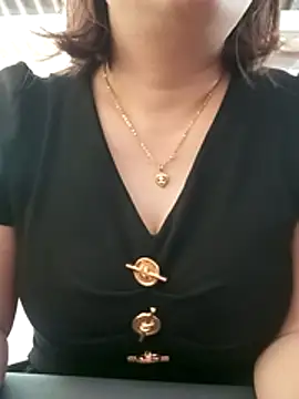 Ladyly99 网络视讯表演