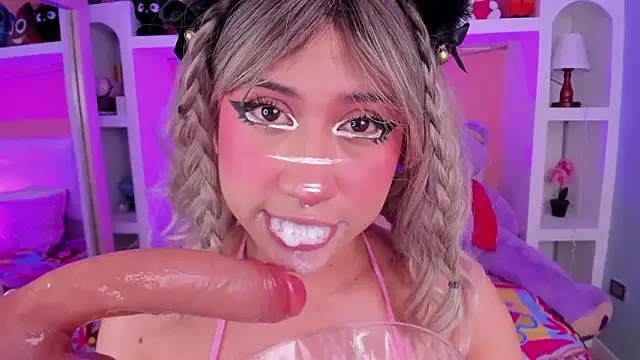 miss___megan: онлайн-секс-чат