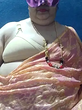 tamilthanushri's Live XXX Chat