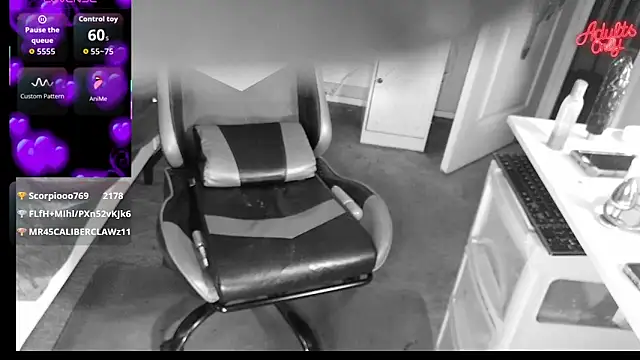 sugahfreeee 라이브 XXX 채팅