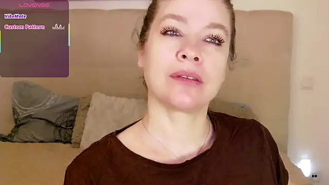 PetersEmily's Live XXX Chat