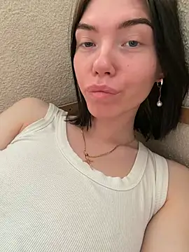 Lisaaa_Alisa: απευθείας συνομιλία ΧΧΧ