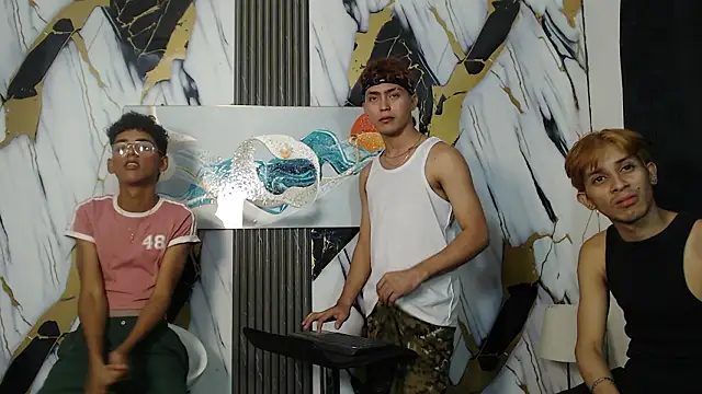 VERY_HOT_GUYS Show Webcam