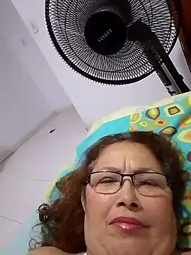 Czat XXX na żywo – Cessi50