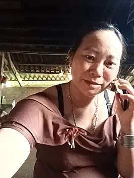 Lindxx-hot: απευθείας συνομιλία ΧΧΧ