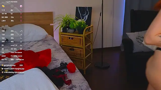 WICKEDEMBER Adlı Modelin Canlı XXX Sohbeti