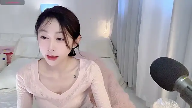 mistylana_'s Live XXX Chat