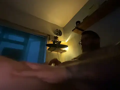 Tattooednakedguyのウェブカメラショー